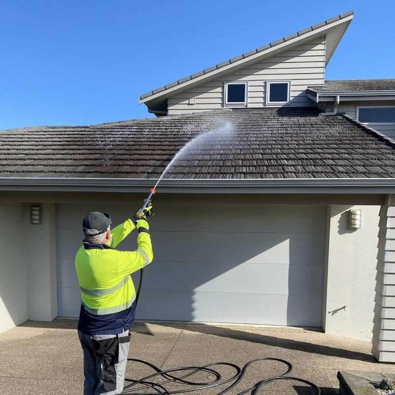 EXTERIOR AND ROOF CLEANING EXPERTS in auckland